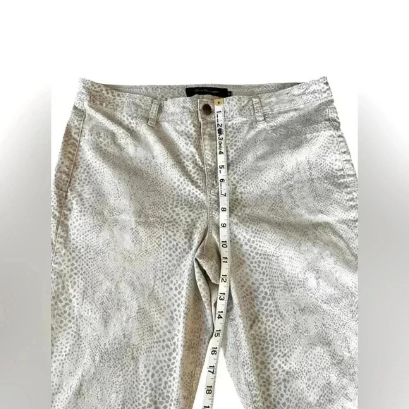 NWOT, Calvin Klein Snake Skin Pattern Slim-Fit Jeans, Size 16, Beige - Picture 6 of 10